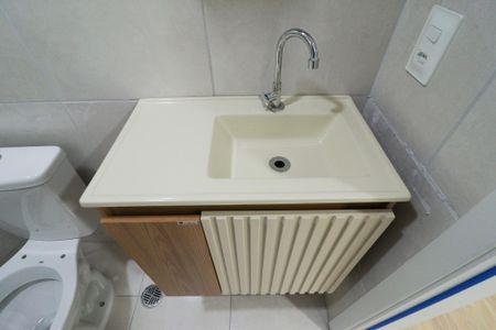 Apartamento à venda com 36m², 2 quartos e sem vaga Apartamento à venda com 36m², 2 quartos e sem vagaBanheiro