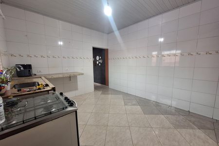 Cozinha de casa para alugar com 2 quartos, 60m² em Vila Aquilino, Santo André