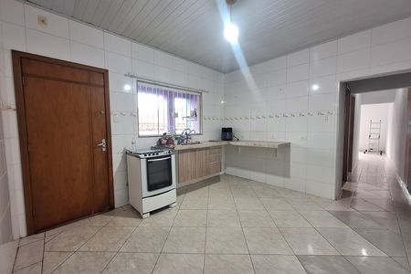 Casa para alugar com 60m², 2 quartos e 4 vagas Casa para alugar com 60m², 2 quartos e 4 vagasCozinha