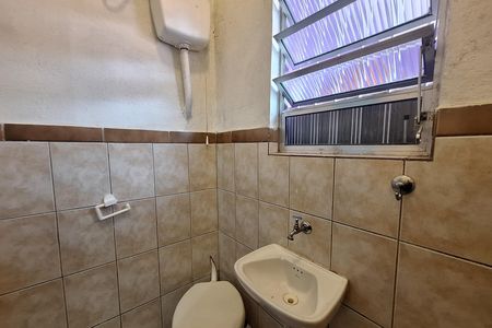 Casa para alugar com 60m², 2 quartos e 4 vagas Casa para alugar com 60m², 2 quartos e 4 vagasBanheiro da Suíte