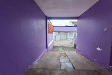 Casa para alugar com 60m², 2 quartos e 4 vagas Casa para alugar com 60m², 2 quartos e 4 vagasGaragem