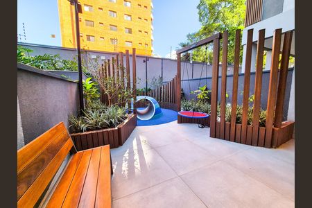 Apartamento à venda com 305m², 4 quartos e 3 vagas Apartamento à venda com 305m², 4 quartos e 3 vagasSalão de Festas - Área Externa