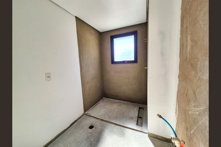 Apartamento à venda com 305m², 4 quartos e 3 vagas Apartamento à venda com 305m², 4 quartos e 3 vagasBanheiro da Suíte 4