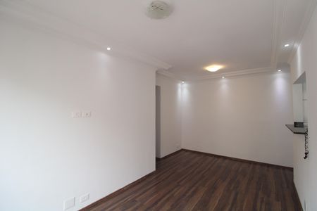Apartamento para alugar com 3 quartos, 67m² em Conjunto Residencial Ingai, São Paulo