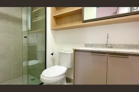Studio para alugar com 24m², 1 quarto e sem vaga Studio para alugar com 24m², 1 quarto e sem vagaBanheiro da Suíte
