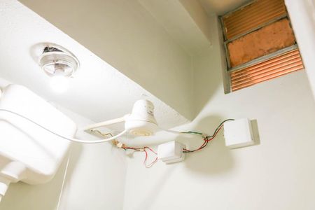 Banheiro de apartamento para alugar com 1 quarto, 17m² em Encantado, Rio de Janeiro