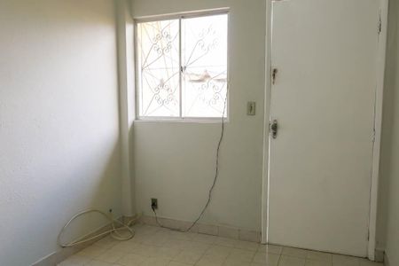 Sala de apartamento para alugar com 1 quarto, 17m² em Encantado, Rio de Janeiro