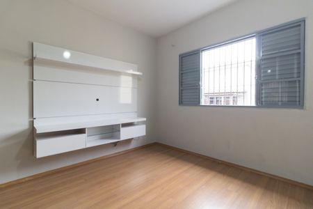 Casa para alugar com 120m², 3 quartos e 2 vagasSuíte