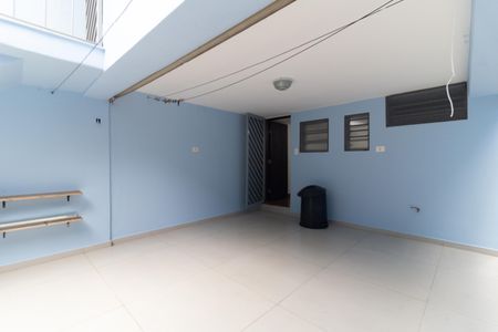 Casa para alugar com 120m², 3 quartos e 2 vagasQuintal