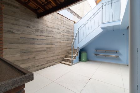 Casa para alugar com 120m², 3 quartos e 2 vagasQuintal