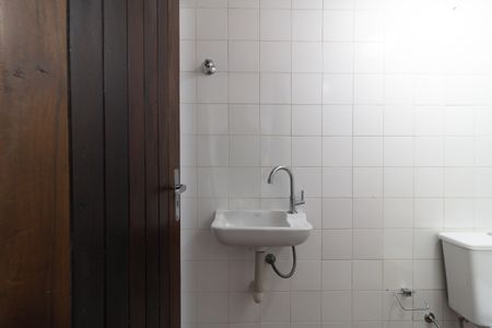 Casa para alugar com 120m², 3 quartos e 2 vagasBanheiro de Serviço 