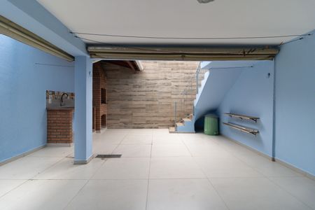 Casa para alugar com 120m², 3 quartos e 2 vagasQuintal