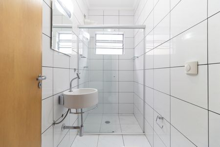 Casa para alugar com 120m², 3 quartos e 2 vagasBanheiro Social 