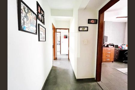 Apartamento para alugar com 98m², 3 quartos e 2 vagas Apartamento para alugar com 98m², 3 quartos e 2 vagasCorredor - Banheiro