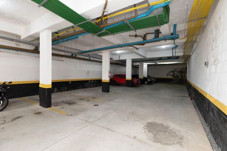 Garagem de apartamento para alugar com 2 quartos, 55m² em Vila Gustavo, São Paulo