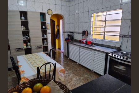 Casa à venda com 300m², 4 quartos e 5 vagas Casa à venda com 300m², 4 quartos e 5 vagasFoto 05