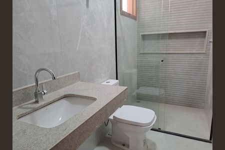 Casa à venda com 180m², 3 quartos e 3 vagas