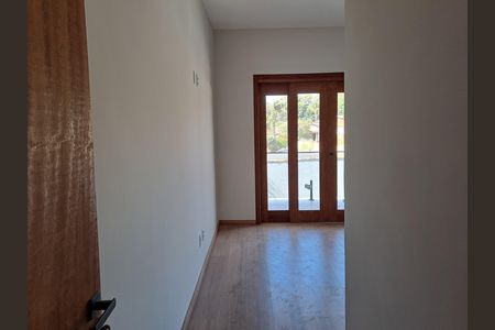 Casa à venda com 180m², 3 quartos e 3 vagas
