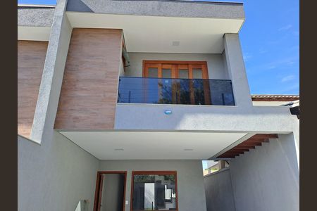 Casa à venda com 180m², 3 quartos e 3 vagas