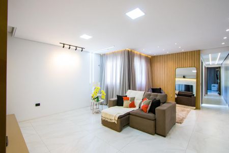 Apartamento à venda com 180m², 3 quartos e 2 vagas Apartamento à venda com 180m², 3 quartos e 2 vagasSala