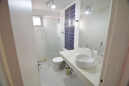 Banheiro de apartamento para alugar com 1 quarto, 62m² em Bosque, Campinas