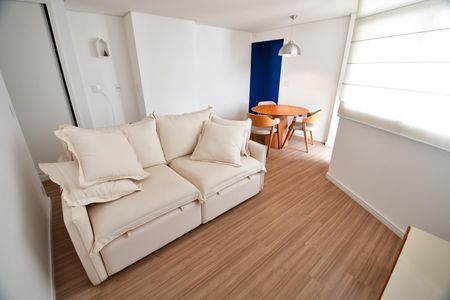 Sala de apartamento para alugar com 1 quarto, 62m² em Bosque, Campinas