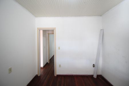 Quarto 1 de casa para alugar com 2 quartos, 70m² em Santa Rosa de Lima, Porto Alegre