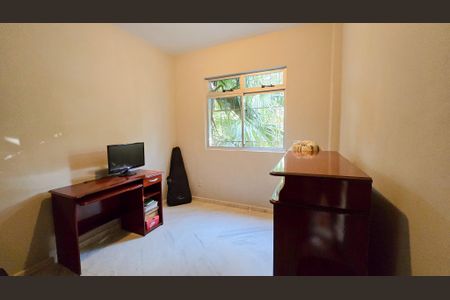 Apartamento à venda com 120m², 2 quartos e 1 vaga