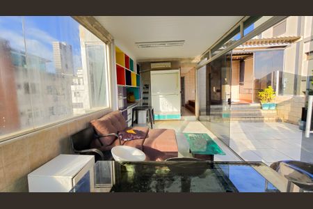Apartamento à venda com 120m², 2 quartos e 1 vaga