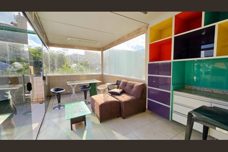 Apartamento à venda com 120m², 2 quartos e 1 vaga