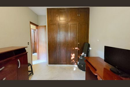 Apartamento à venda com 120m², 2 quartos e 1 vaga