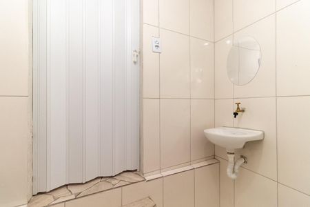 Casa para alugar com 32m², 1 quarto e sem vaga Banheiro