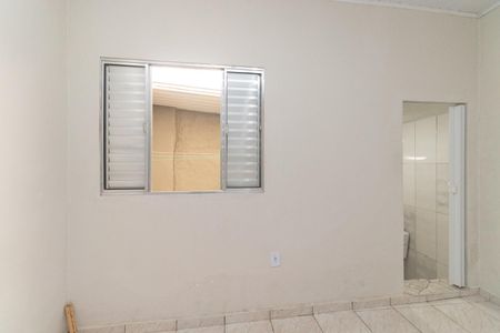 Casa para alugar com 32m², 1 quarto e sem vagaQuarto