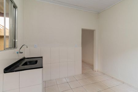 Sala/Cozinha de casa para alugar com 1 quarto, 32m² em Parque Independencia, São Paulo