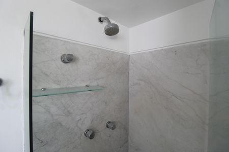 Apartamento à venda com 45m², 1 quarto e 1 vagaBanheiro
