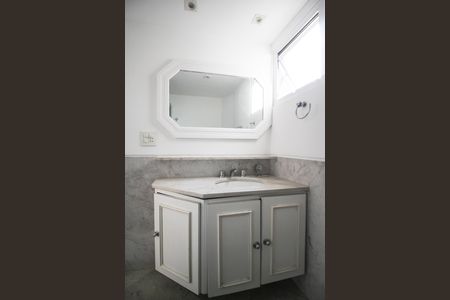 Apartamento à venda com 45m², 1 quarto e 1 vaga Apartamento à venda com 45m², 1 quarto e 1 vagaBanheiro