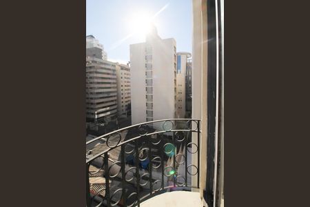 Apartamento à venda com 45m², 1 quarto e 1 vaga Apartamento à venda com 45m², 1 quarto e 1 vagaVaranda