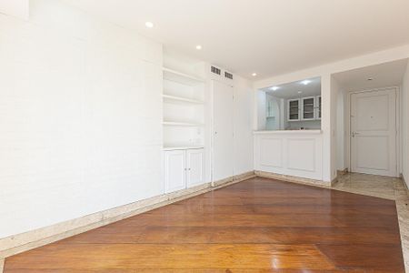 Apartamento para alugar com 45m², 1 quarto e 1 vaga Apartamento para alugar com 45m², 1 quarto e 1 vagaSala