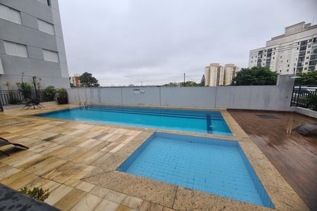 Apartamento para alugar com 55m², 2 quartos e 1 vagaÁrea comum - Piscina