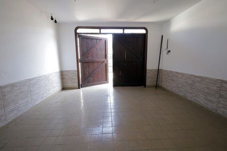 Casa à venda com 135m², 3 quartos e 2 vagasGaragem
