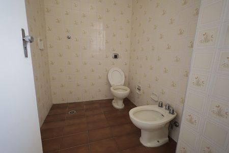 Casa à venda com 135m², 3 quartos e 2 vagasBanheiro 3