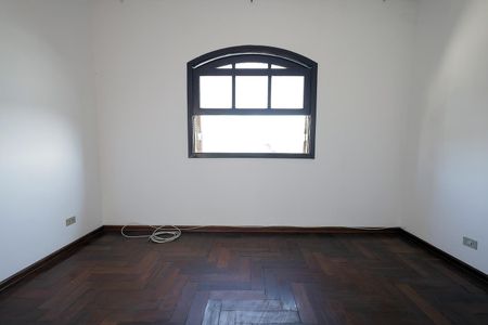 Casa à venda com 135m², 3 quartos e 2 vagasQuarto Suíte