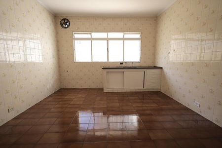 Casa à venda com 135m², 3 quartos e 2 vagasCozinha