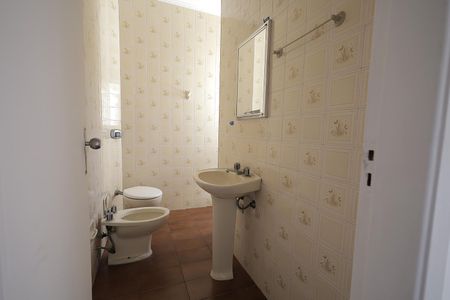 Casa à venda com 135m², 3 quartos e 2 vagasBanheiro Suíte