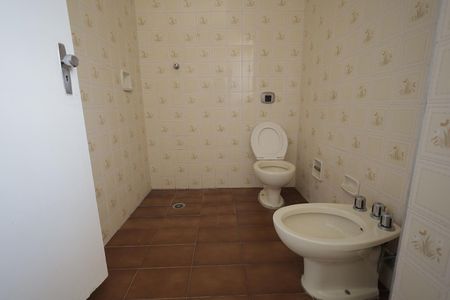 Casa à venda com 135m², 3 quartos e 2 vagasBanheiro 3