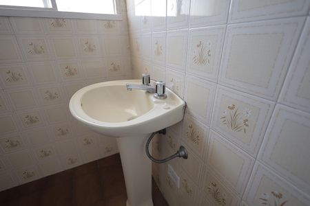 Casa à venda com 135m², 3 quartos e 2 vagasBanheiro 3