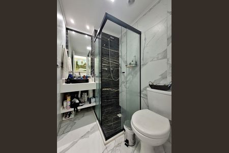 Apartamento à venda com 42m², 2 quartos e 1 vaga Apartamento à venda com 42m², 2 quartos e 1 vagaBanheiro