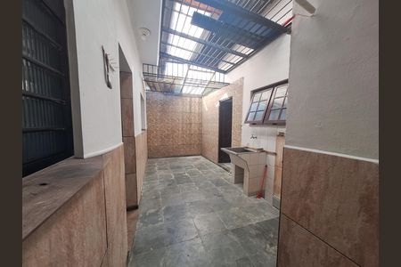 Casa para alugar com 2 quartos, 200m² em Jardim Imperador, Suzano
