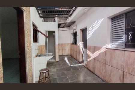 Casa para alugar com 200m², 3 quartos e 4 vagasÁrea de serviço 