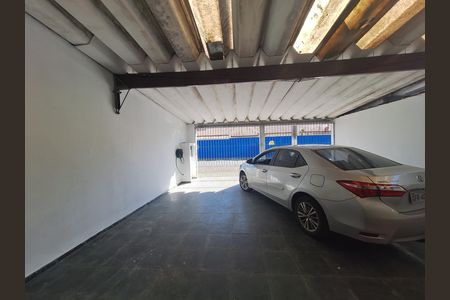 Casa para alugar com 200m², 2 quartos e 4 vagas